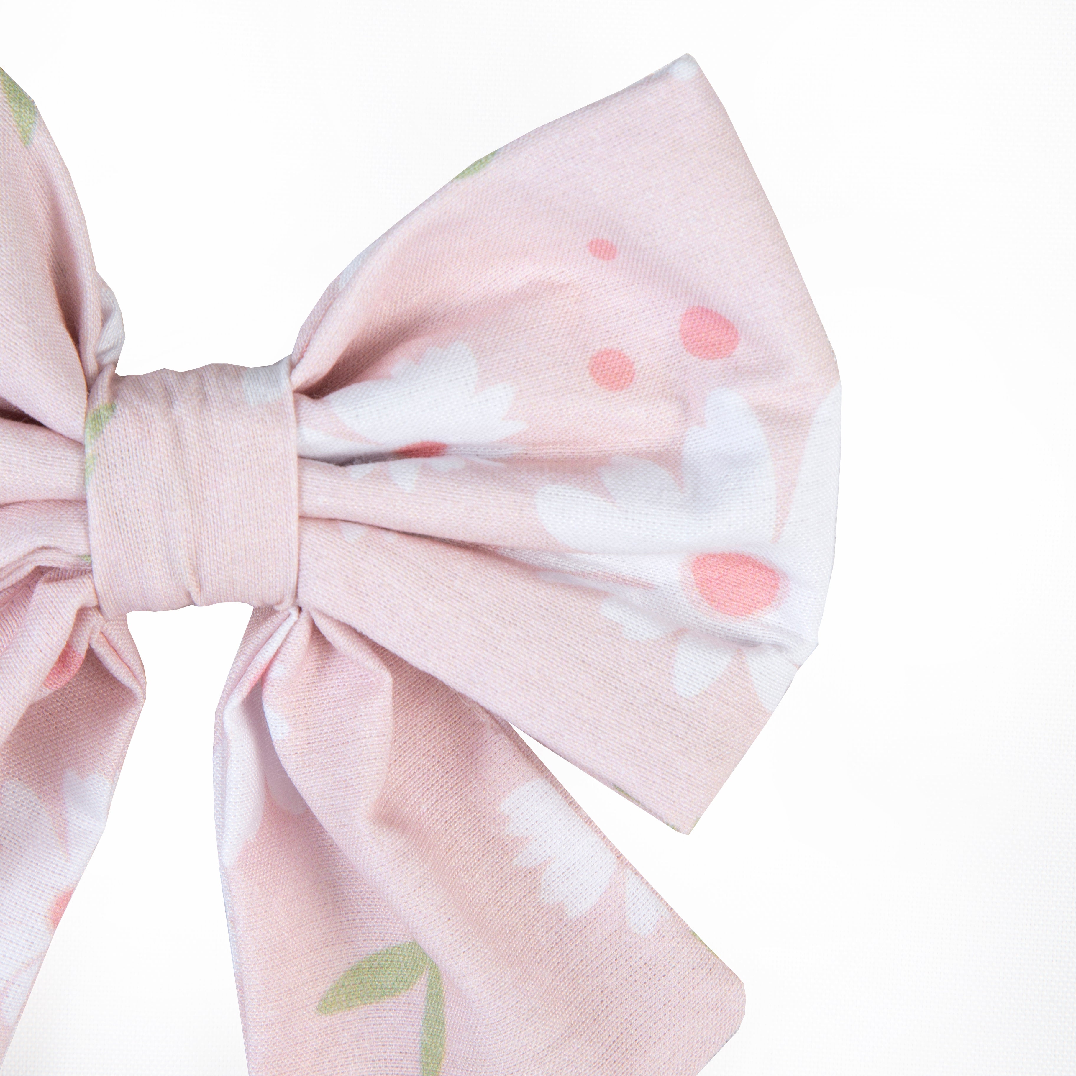 Pet Sailor Bow Daisy Pink | Blooming Collection image 3